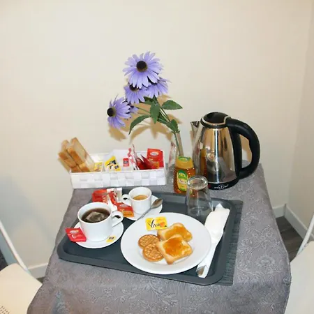 Del Toscano Couette-café 4*