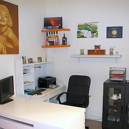 فندق مبيت وإفطار Del Toscano 4*